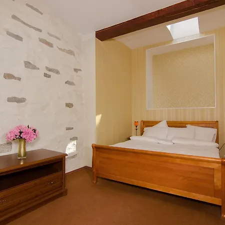 Georghof Old Town Апарт-отель 3*